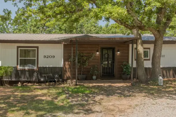 9209 Sleepy Hollow Drive, Newalla, OK 74857