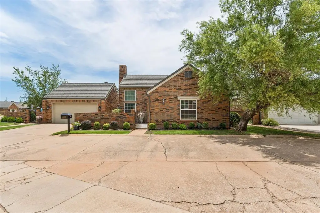 11823 Springhollow Road, Oklahoma City, OK 73120 - #1