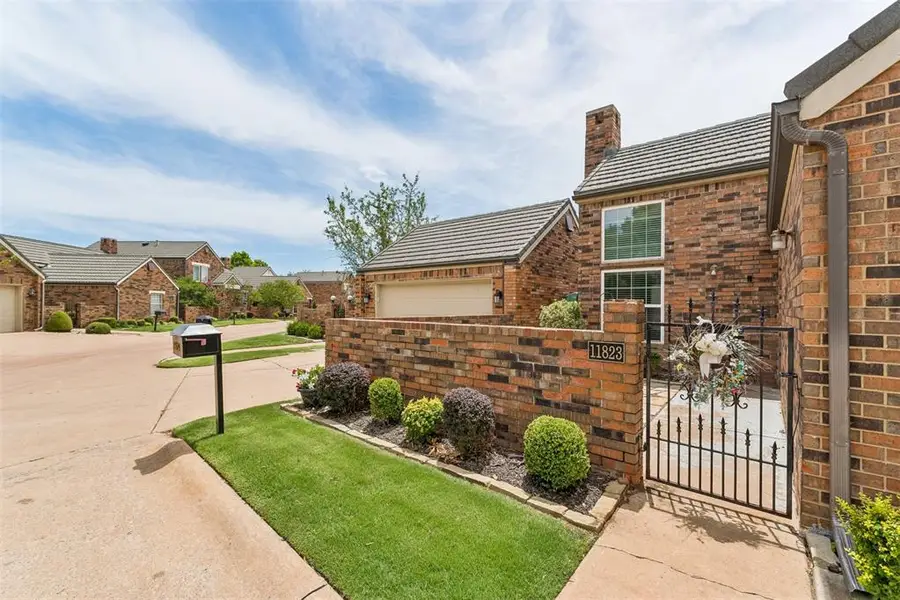 11823 Springhollow Road, Oklahoma City, OK 73120 - #2