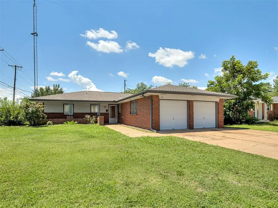 136 Elwood Drive, Edmond, OK 73013 - #2