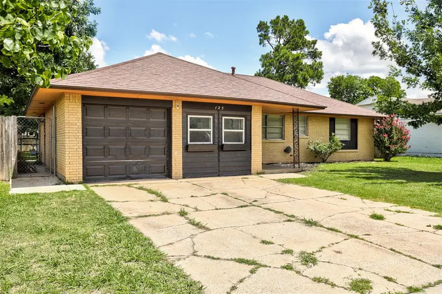 125 SW 11th Street, Moore, OK 73160 - #2