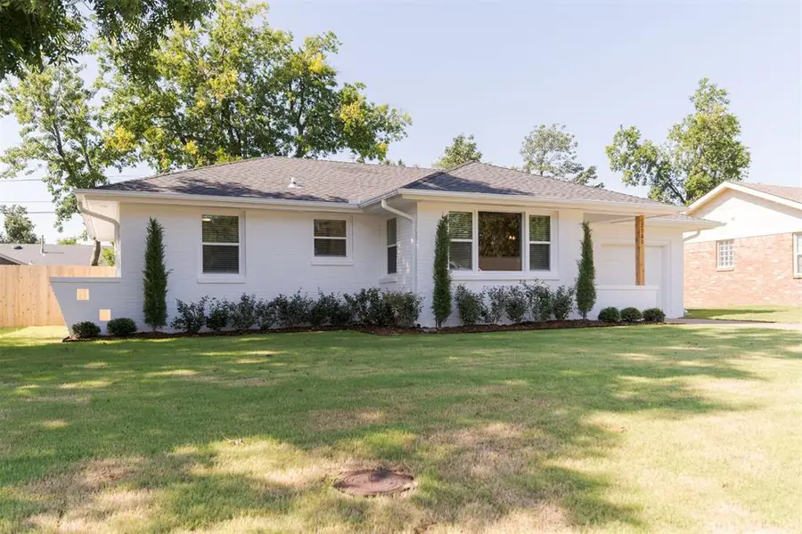 2520 Kings Way, The Village, OK 73120 - #2