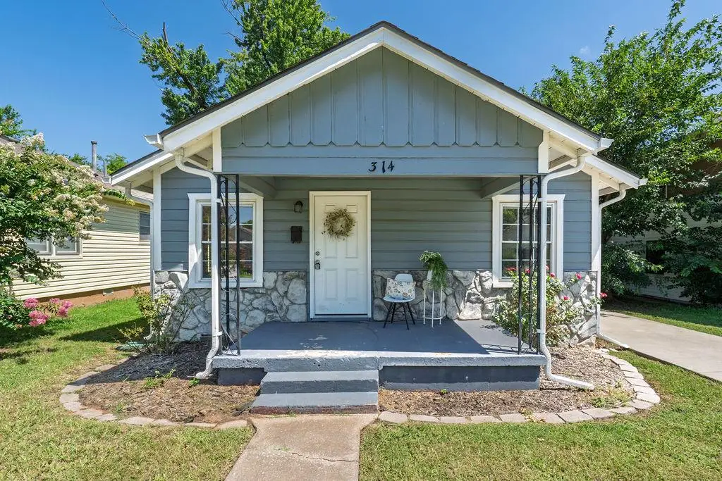 314 W Georgia Street, Shawnee, OK 74804 - #1