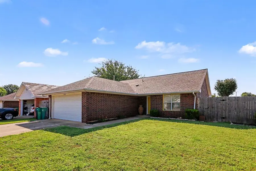 12288 SW 11th Street, Yukon, OK 73099 - #3