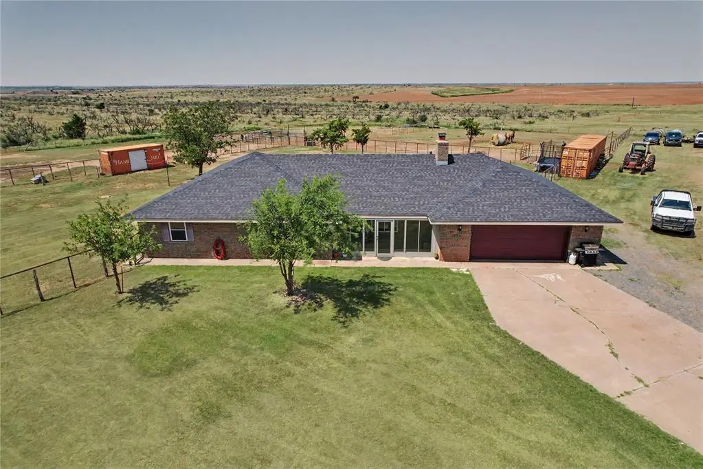 19298 East County Road 169, Duke, OK 73521 - #1