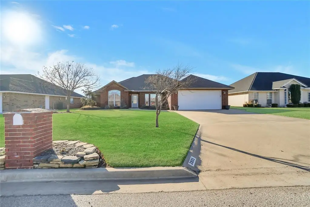 2905 Hunter Pointe, Altus, OK 73521 - #1