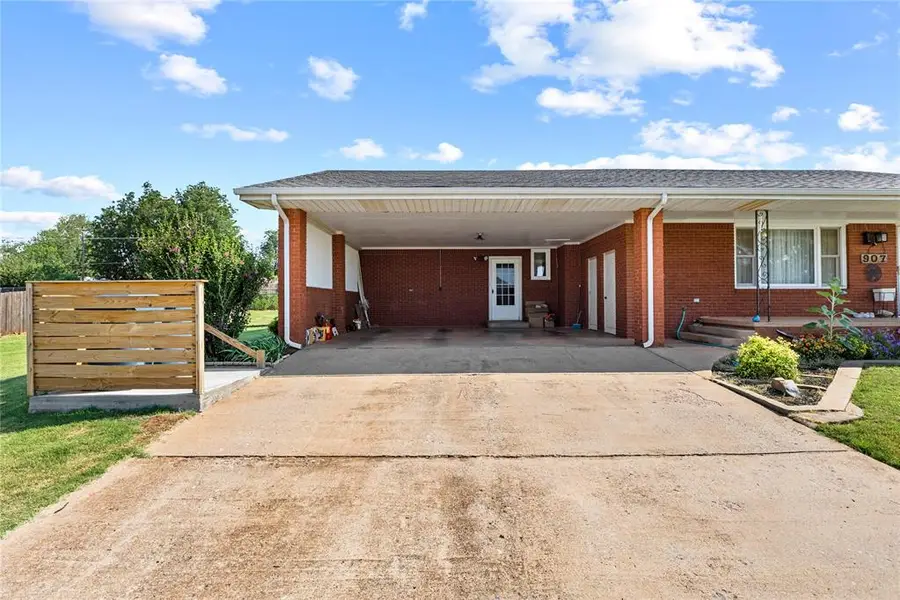907 Ella Street, Cordell, OK 73632 - #2