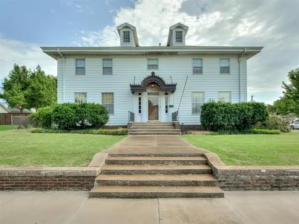 701 E Noble Avenue, Guthrie, OK 73044