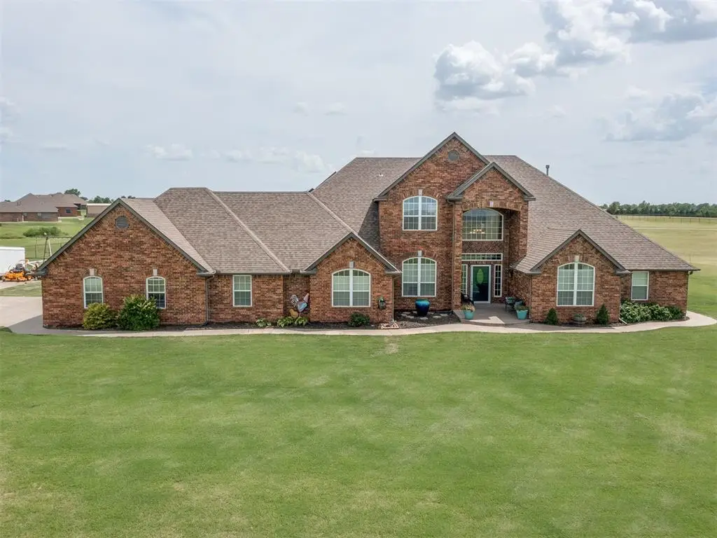 921 Hannah Dr, Tuttle, OK 73089 - #1