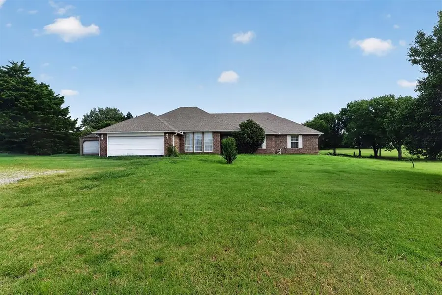 5 Rainbow Drive, Ponca City, OK 74604 - #3
