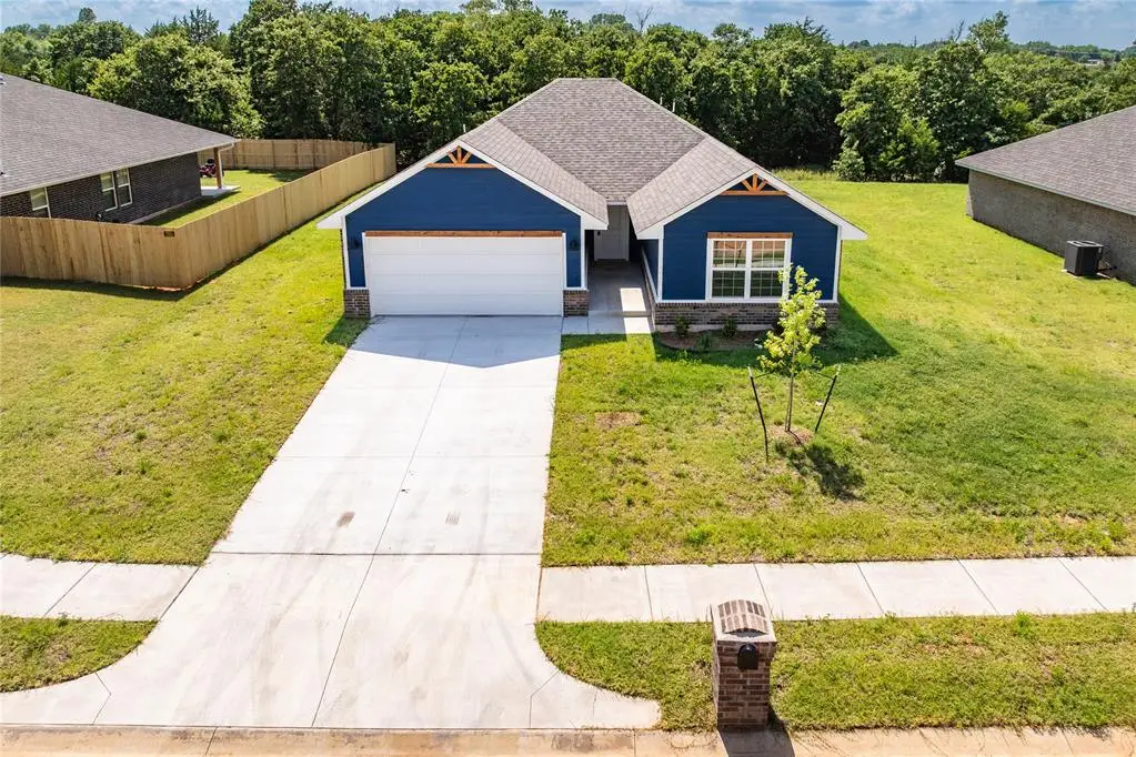 4616 Lincoln Landing, Harrah, OK 73045 - #1
