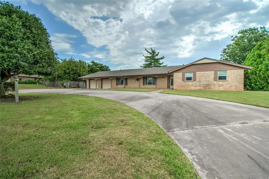 614 S Lakehoma Place Drive, Mustang, OK 73064 - #2