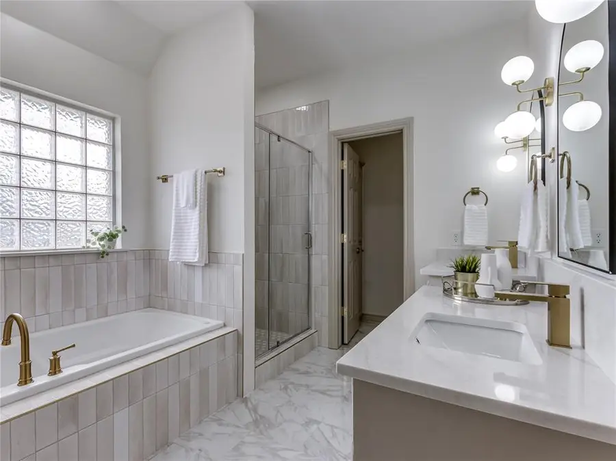 3309 Huntsman Court, Edmond, OK 73003 - #3