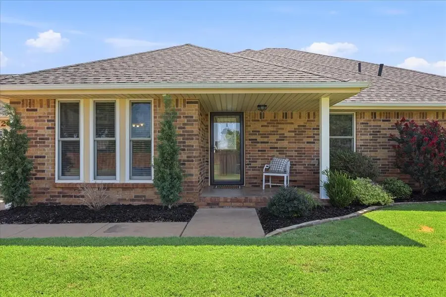 1202 W Fay Avenue, Kingfisher, OK 73750 - #2