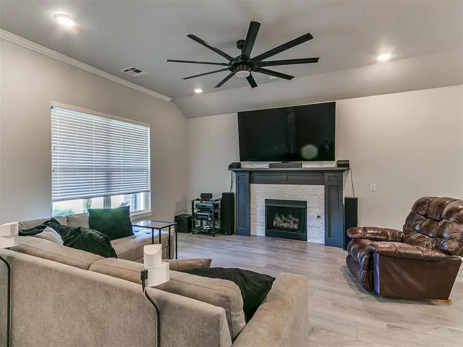 4400 Idylbreeze Drive, Oklahoma City, OK 73179 - #3