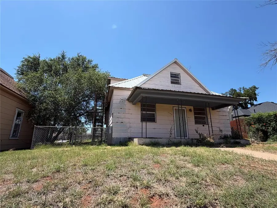 509 N N 4th ; I-40-bl Street, Sayre, OK 73662 - #2