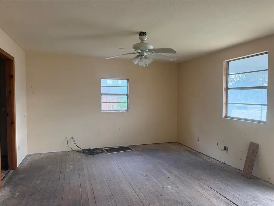 509 N N 4th ; I-40-bl Street, Sayre, OK 73662 - #3