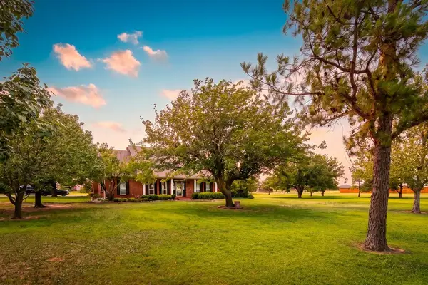 3701 Piedmont Road, Piedmont, OK 73078