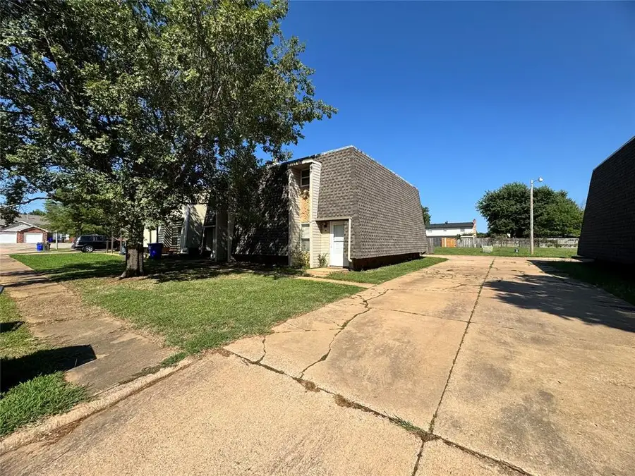 625 Welston Circle, Norman, OK 73071 - #3