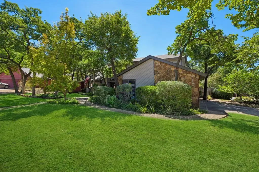 1620 Fox Hollow Ridge, Oklahoma City, OK 73131 - #1