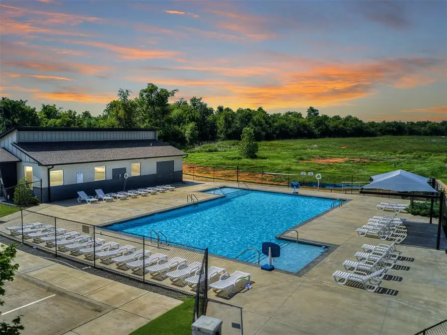 4905 Vine Cliff Road, Mustang, OK 73064 - #2