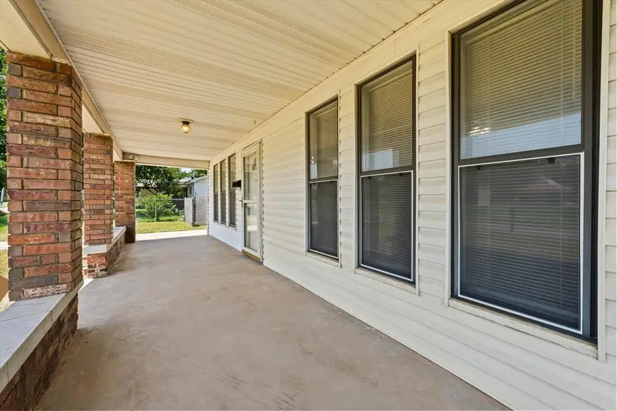 2533 SW Grand Boulevard, Oklahoma City, OK 73119 - #2
