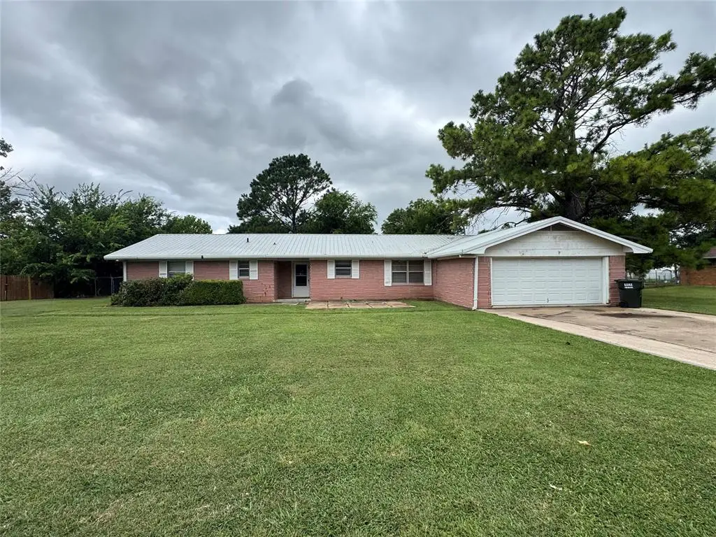 106 Hazelwood Street, Davis, OK 73030 - #1