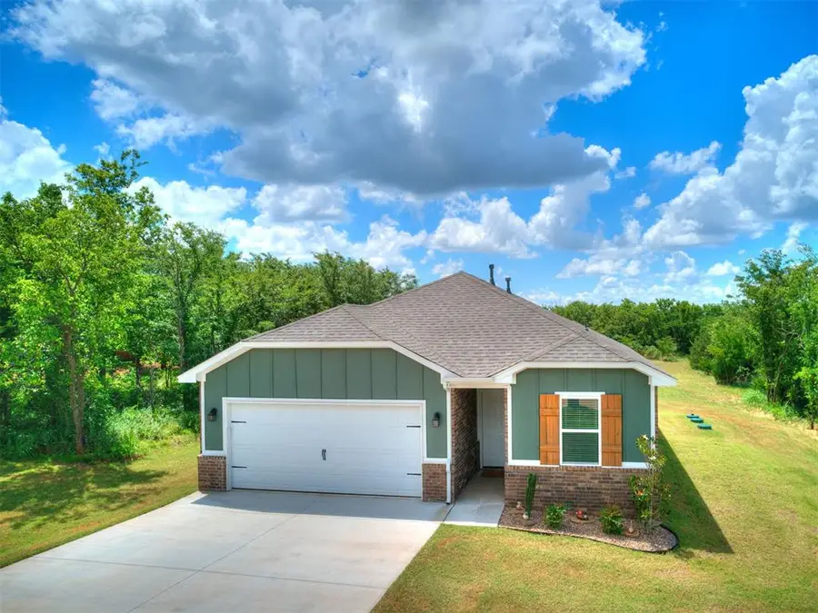 4592 Kensington Way, Edmond, OK 73025 - #3