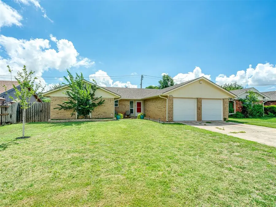 9008 Raven Avenue, Oklahoma City, OK 73132 - #2
