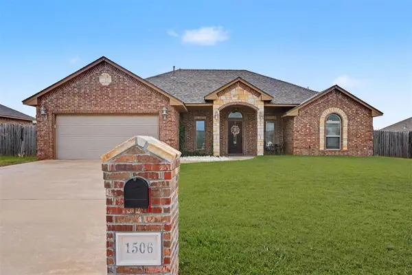 1506 NE Scenic Ridge Ridge, Elgin, OK 73538