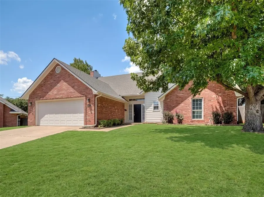 1125 Richmond Road, Edmond, OK 73034 - #2