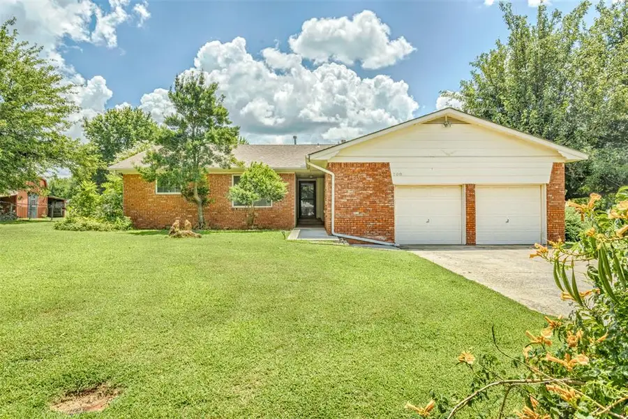708 E Lea Terrace, Mustang, OK 73064 - #2
