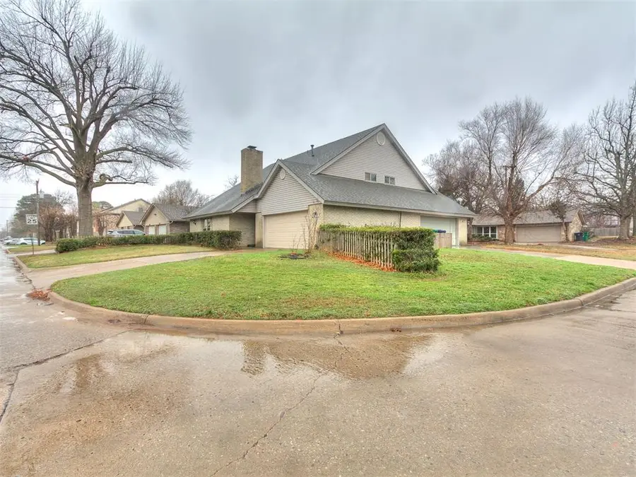 2633 N Sterling Avenue, Oklahoma City, OK 73127 - #3