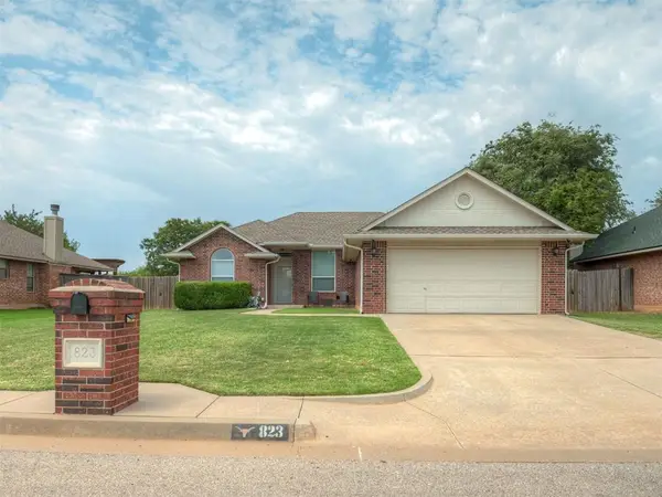 823 Olde Town Drive, Piedmont, OK 73078