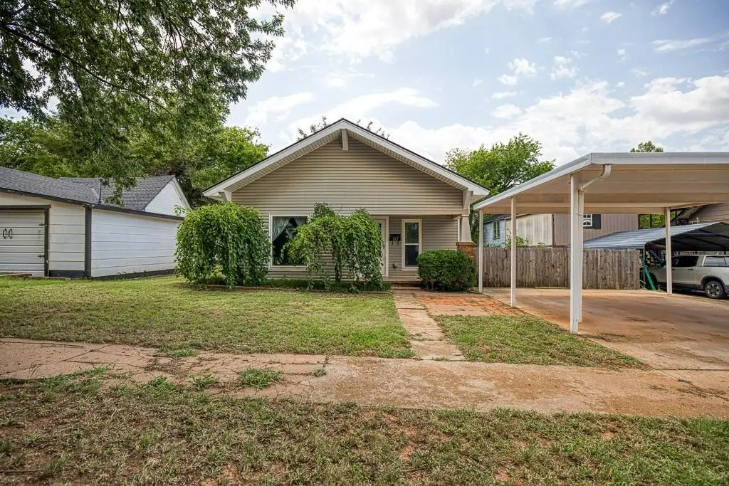 212 S 9th Street, Kingfisher, OK 73750 - #1