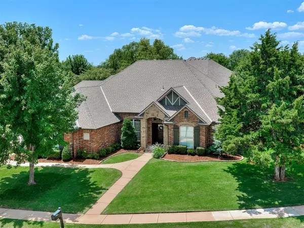 1324 Bay Bridge Court, Edmond, OK 73034