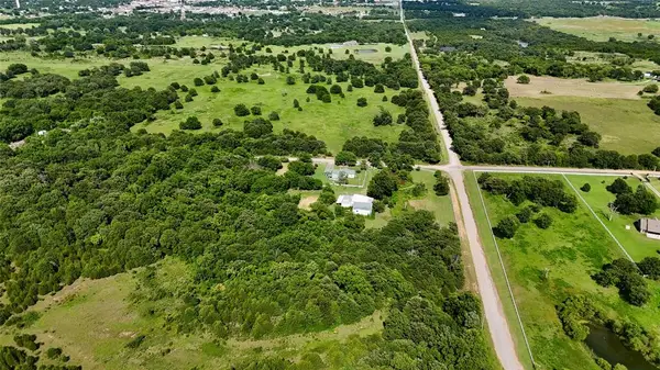 11 E 880 Road, Stroud, OK 74079