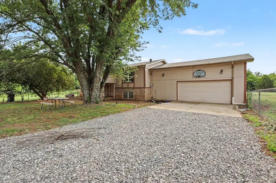 11801 S Pennsylvania Avenue, Edmond, OK 73025 - #3