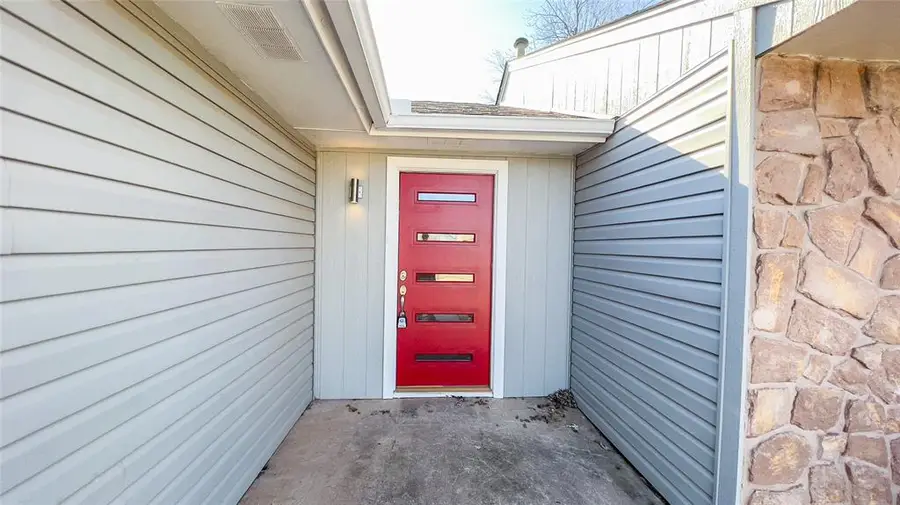 808 SE 13th Street, Moore, OK 73160 - #2