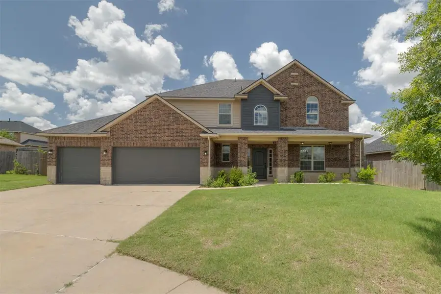 8725 Sally Court, Yukon, OK 73099 - #2