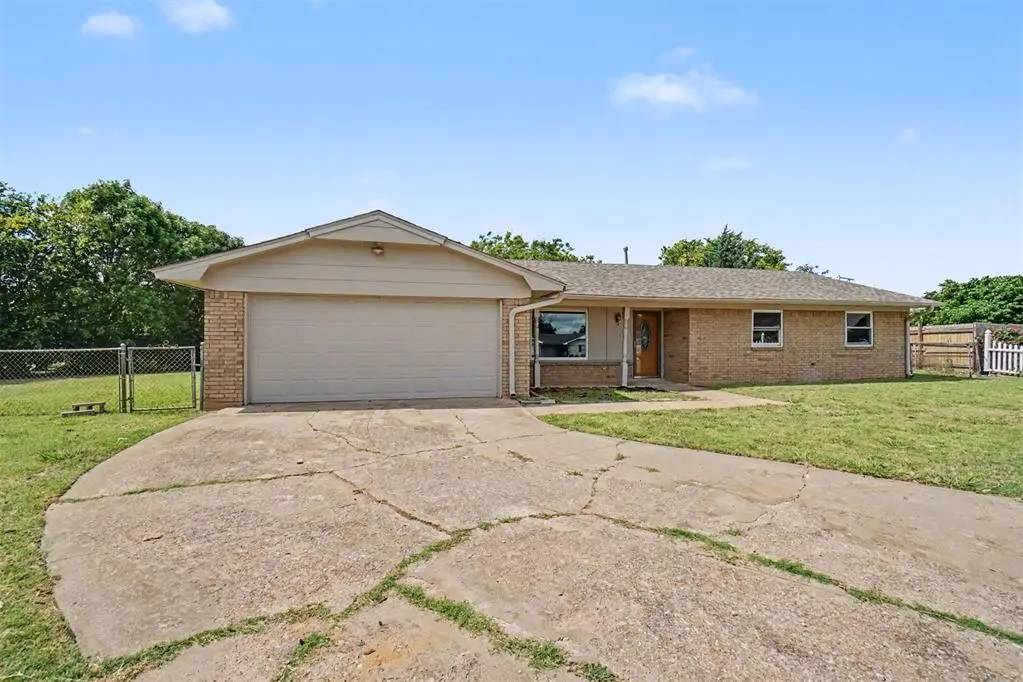 1722 NW Crosby Park Boulevard, Lawton, OK 73505 - #1
