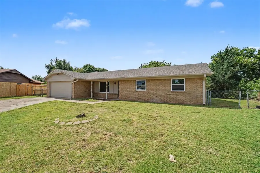 1722 NW Crosby Park Boulevard, Lawton, OK 73505 - #2