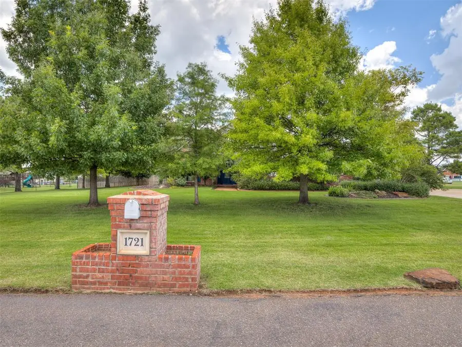 1721 Graces Terrace, Edmond, OK 73025 - #2