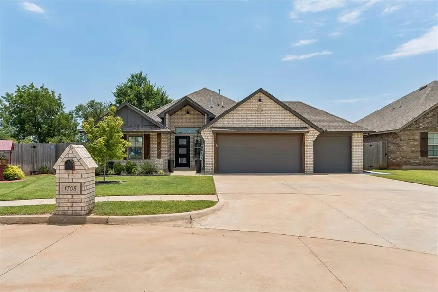 1708 W Zachary Way, Mustang, OK 73064 - #2