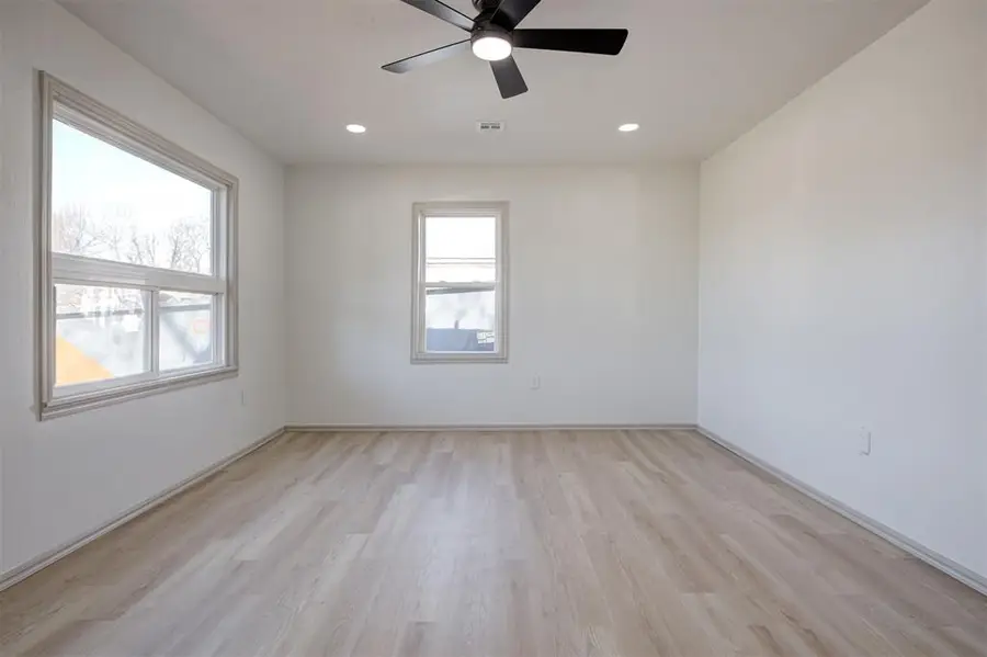 418 S Van Buren Avenue, Blanchard, OK 73010 - #3