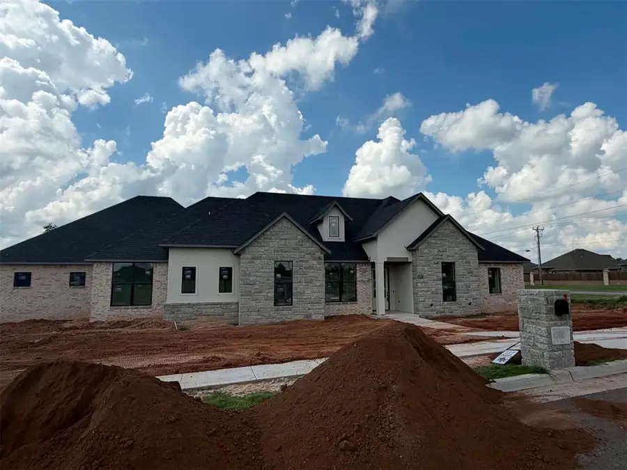 4500 SE 37th Street, Moore, OK 73165 - #2