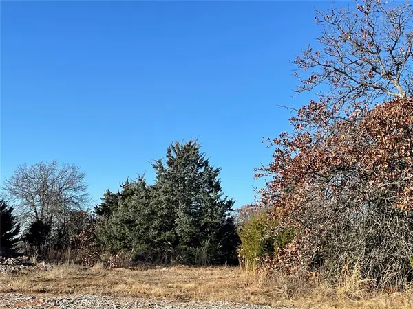 3299 Glastonbury Way, Newalla, OK 74857