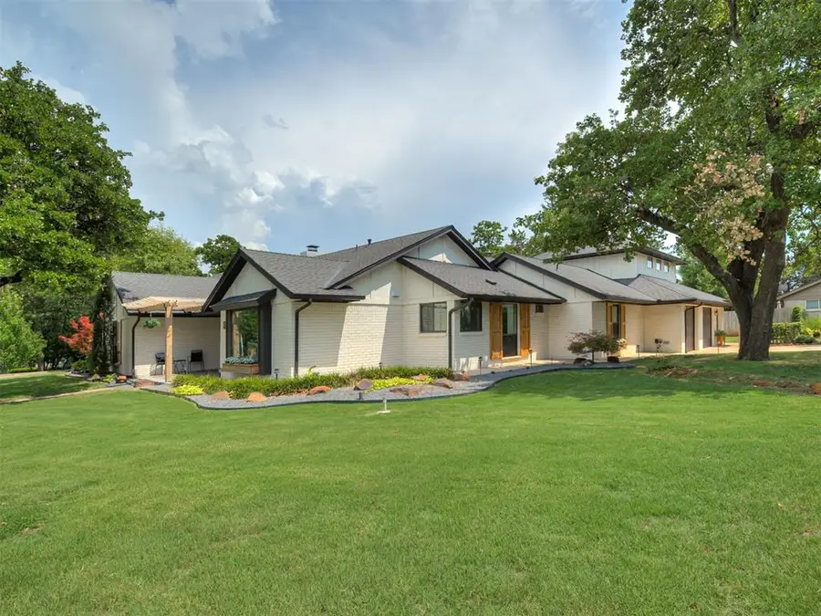 800 Rock Hollow Road, Edmond, OK 73034 - #2