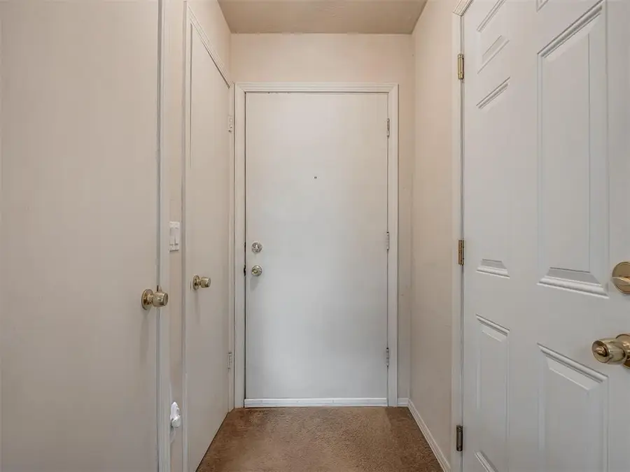 223 W 5th Street, Edmond, OK 73003 - #3