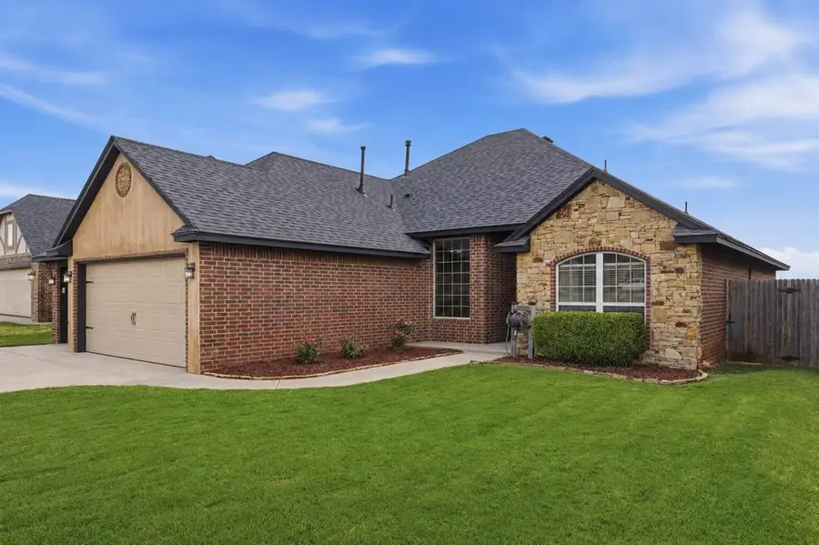 18125 Haslemere Lane, Edmond, OK 73012 - #2